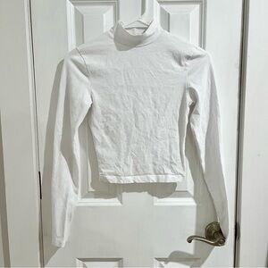 White cropped Turtleneck